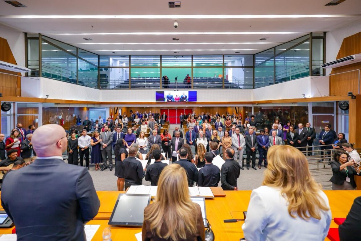 Assembleia homenageia membros do Ministério Público do Maranhão