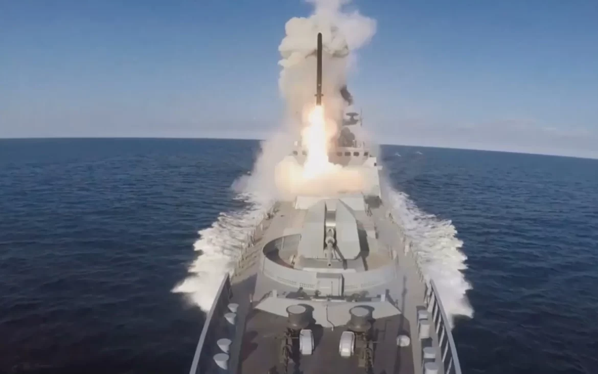 Ameaças dos EUA fazem Rússia avaliar o envio de mísseis supersônicos à Venezuela