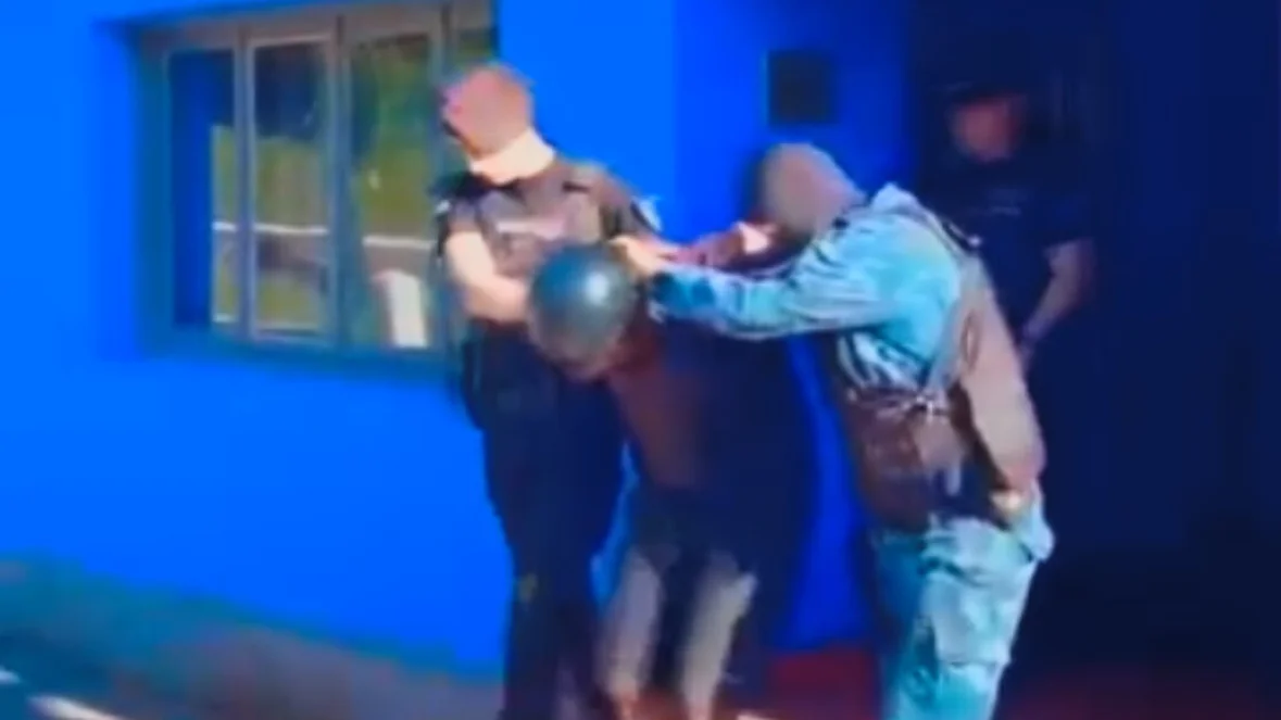 Comando Vermelho na Argentina: Três Brasileiros Presos em Misiones Suspeitos de Ligação com CV e Fuga do Rio de Janeiro