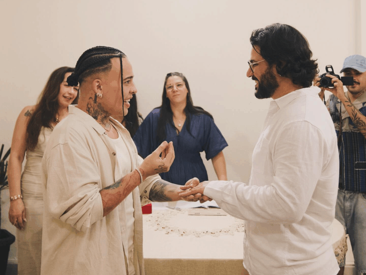 Reprodução/@gloriagroove