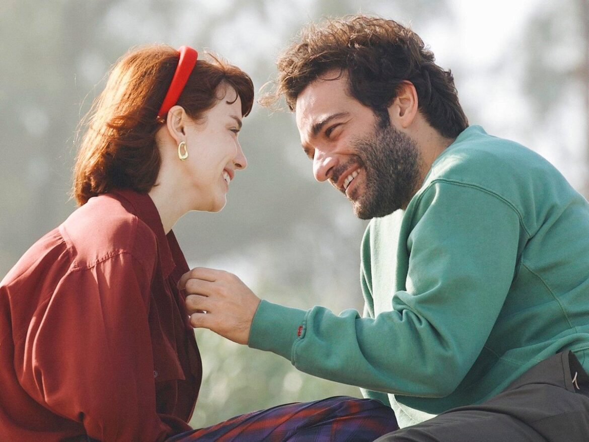 Afonso (Humberto Carrão) e Solange (Alice Wegmann) / Globo 