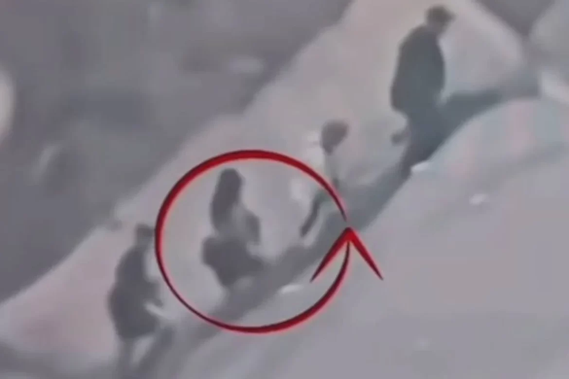 VÍDEO flagra suposta fuga de Japinha do CV durante chacina no Rio