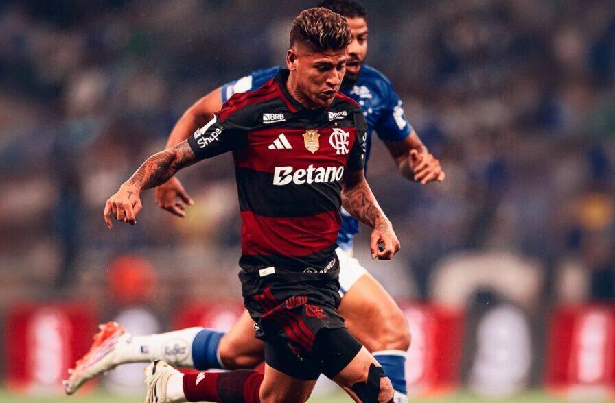 Flamengo não segura o Cruzeiro e desperdiça oportunidade de assumir liderança do Campeonato Brasileiro neste sábado