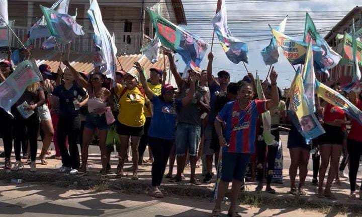 Ednilson do Kantão reúne multidão no Jardim Tropical em apoio a Orleans Brandão, Marreca Filho e Tiago Fernandes