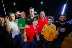 São Mateus – Em mega arrastão com mais de 15 mil pessoas, Orleans Brandão lança candidatura e afirma confiança na vitória no primeiro turno