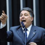 TRE-RJ proíbe Garotinho de usar fundo eleitoral e ir a debates – CartaCapital