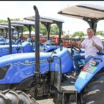 Brandão entrega 150 tratores e 88 retroescavadeiras para fortalecer agricultura familiar e municípios
