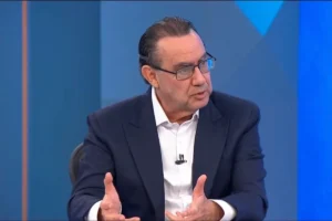 Augusto Cury defende drones com sirene contra o feminicídio em sabatina do Jornal Nacional