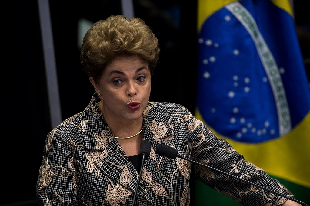 Há dez anos Dilma Roussef era cassada com votos da maioria da bancada maranhense no Congresso Nacional