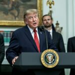 Trump lança jogos com caça a imigrantes e muro contra “horda” na fronteira