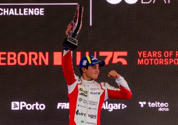 Pipo Massa fica a um ponto de ser campeão da Porsche Carrera Cup Rookie