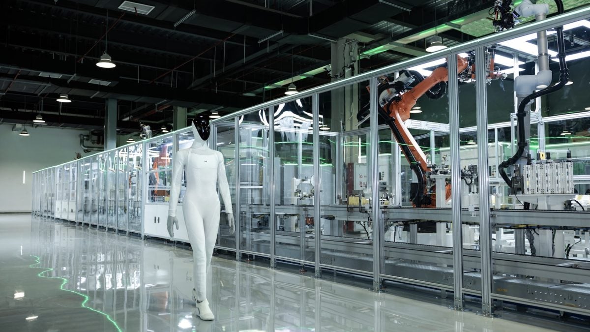 XPeng inaugura sua 1ª fábrica de robô humanoide multitarefas