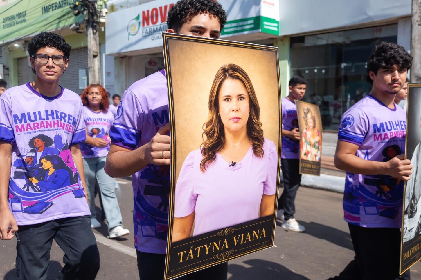 Jornalistas são homenageadas por estudantes durante desfile de 7 de Setembro em Imperatriz