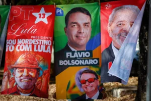 Datafolha mostra Flávio Bolsonaro e Lula em Minas e SP; veja