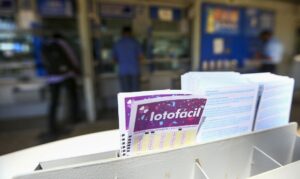 Sorteio da Lotofácil da Independência será realizado nesta terça-feira com prêmio estimado de R$ 300 milhões, e não acumula