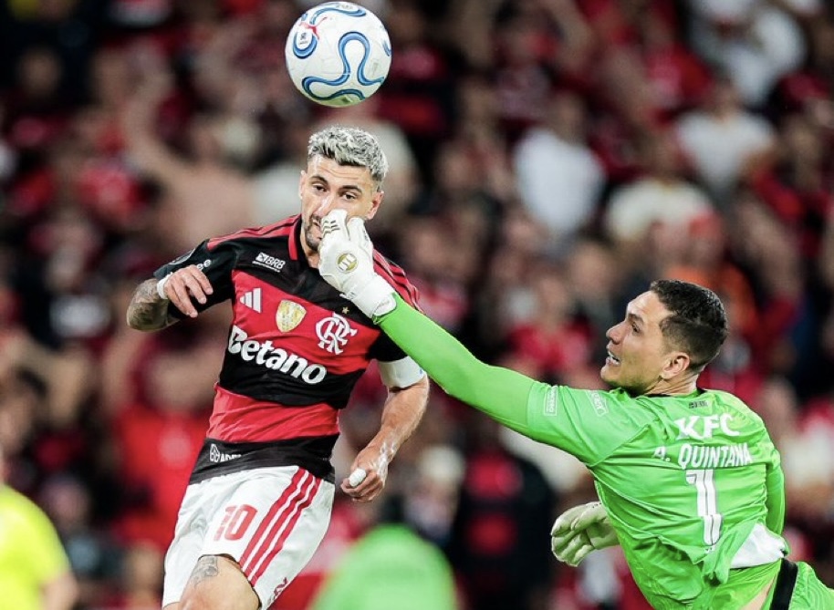 Flamengo leva sufoco diante do Independiente Del Valle, mas garante classificação para as semifinais da Copa Libertadores