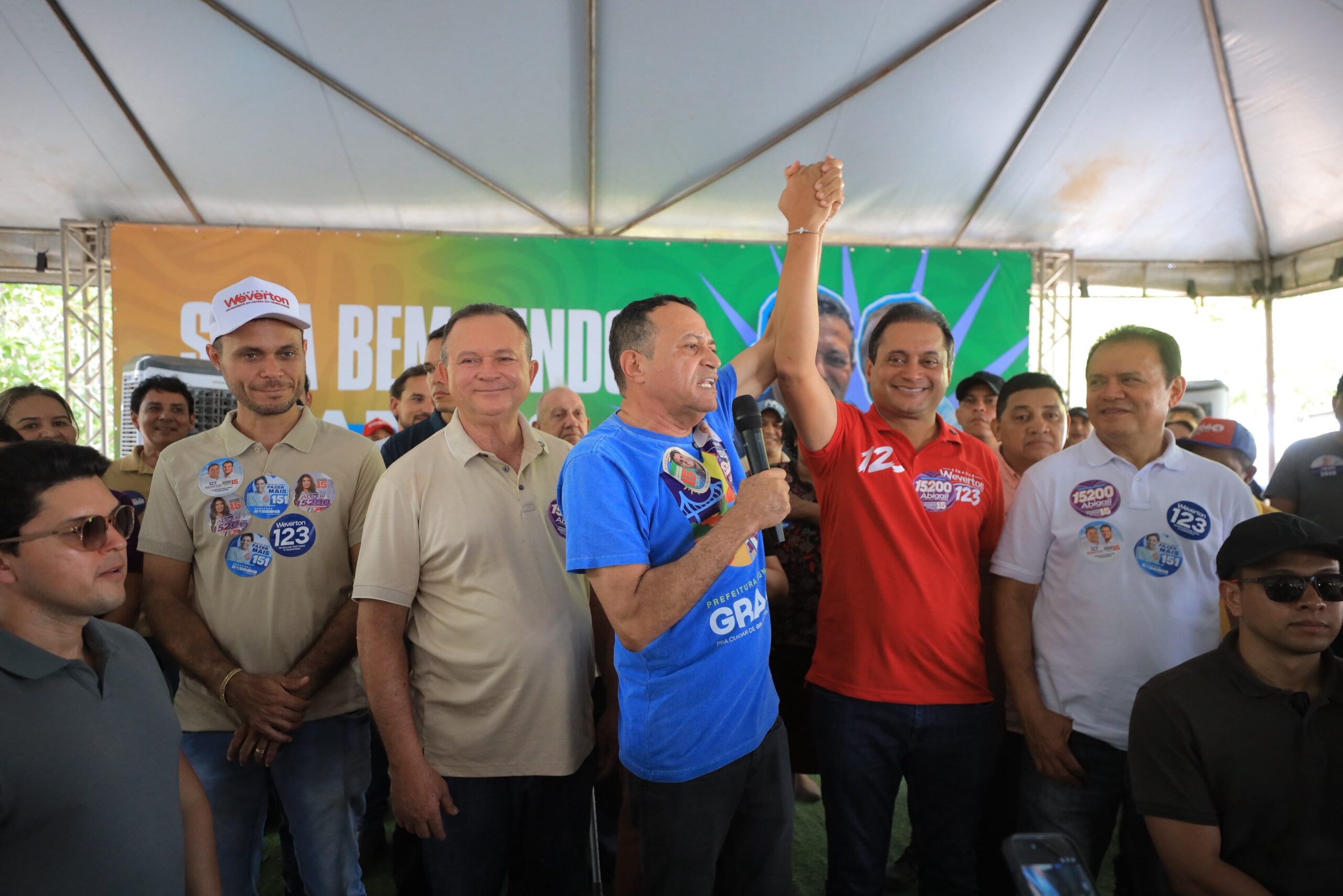 Apoios de prefeitos reforçam caminhada de Weverton Rocha pelo Senado no Maranhão