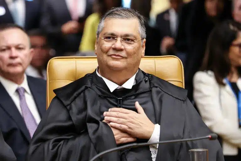Flávio Dino classifica de “preconceito regional, com matriz de racismo”, críticas a seus conhecimentos sobre Filosofia e Direito