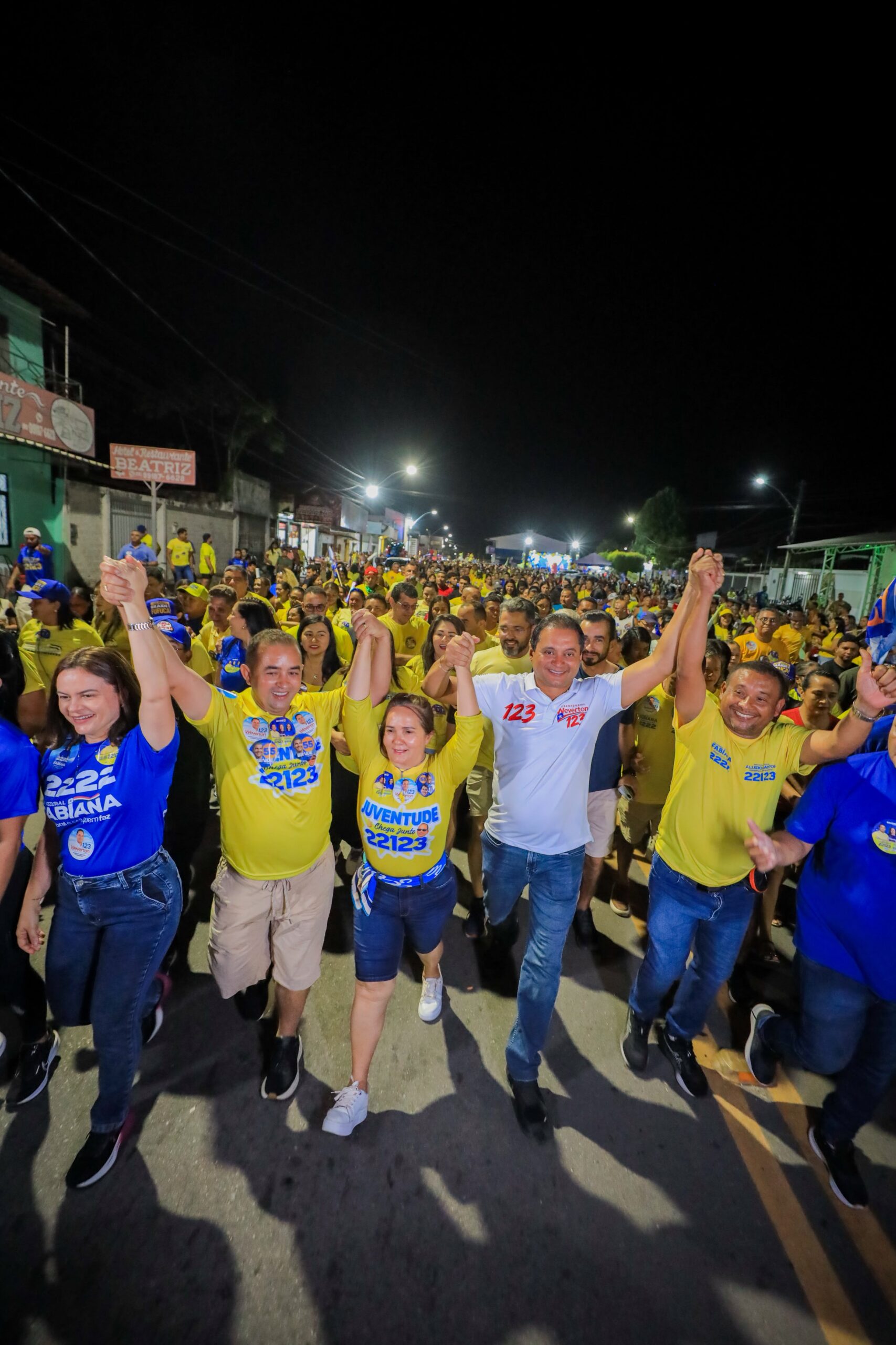 Apoios e parcerias com prefeitos marcam fim de semana de intensa movimentação política de Weverton