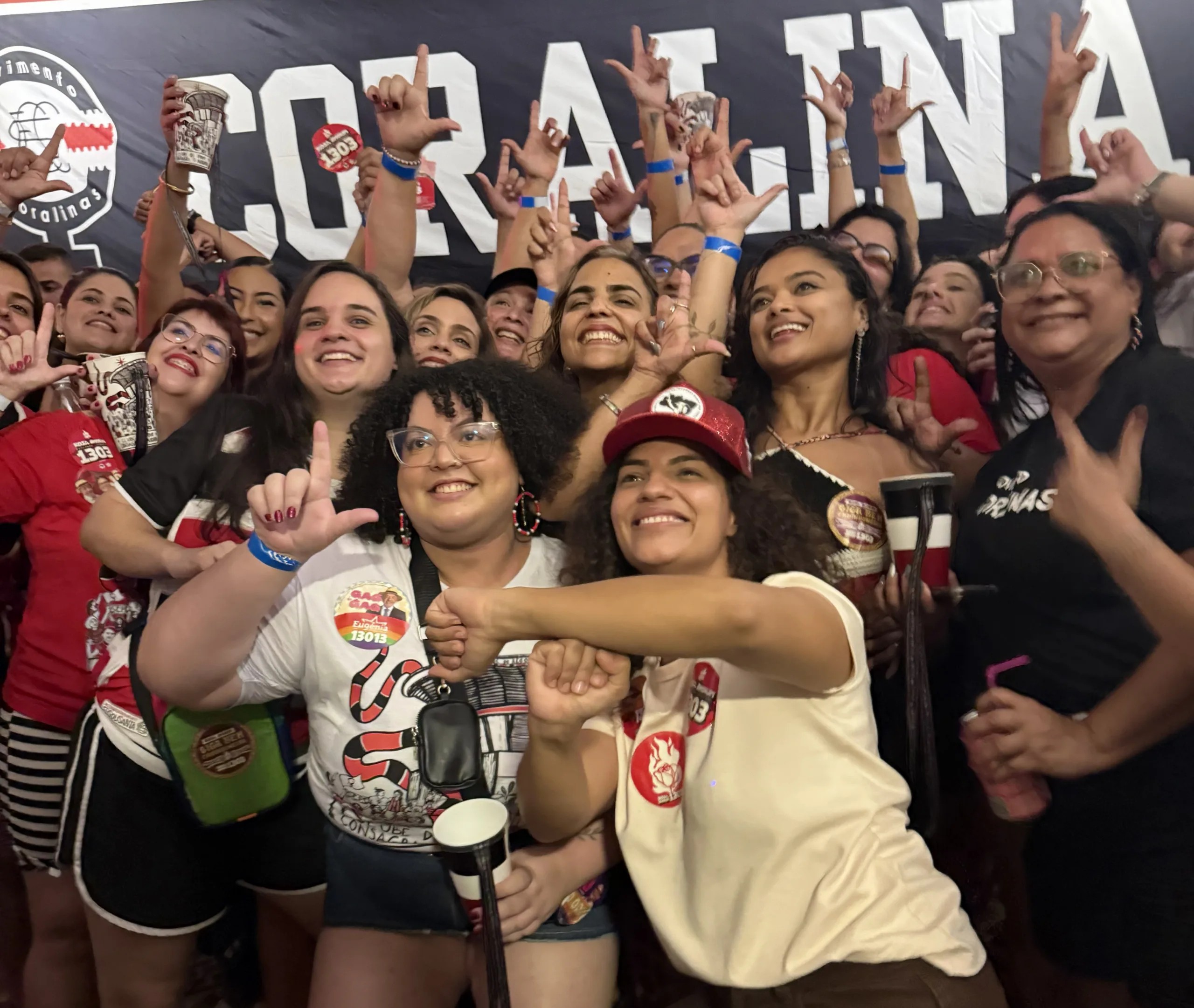 Política na arquibancada do futebol: por que o Movimento Coralinas não se o omite
