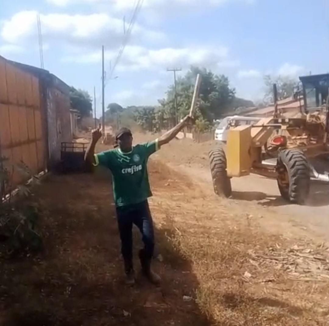 Asfalto chega ao Povoado Santa Eulália e morador agradece