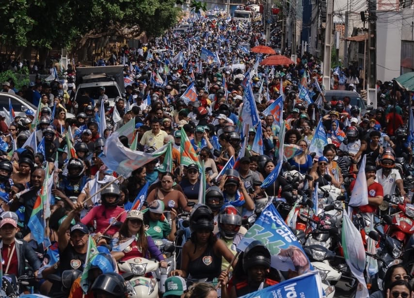 Ao lado de Roberto Costa, Orleans participa de mega motocarreata que reúne milhares e toma as ruas de Bacabal