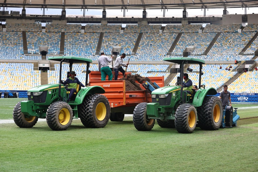 Maracanã inicia troca do gramado para o restante da temporada