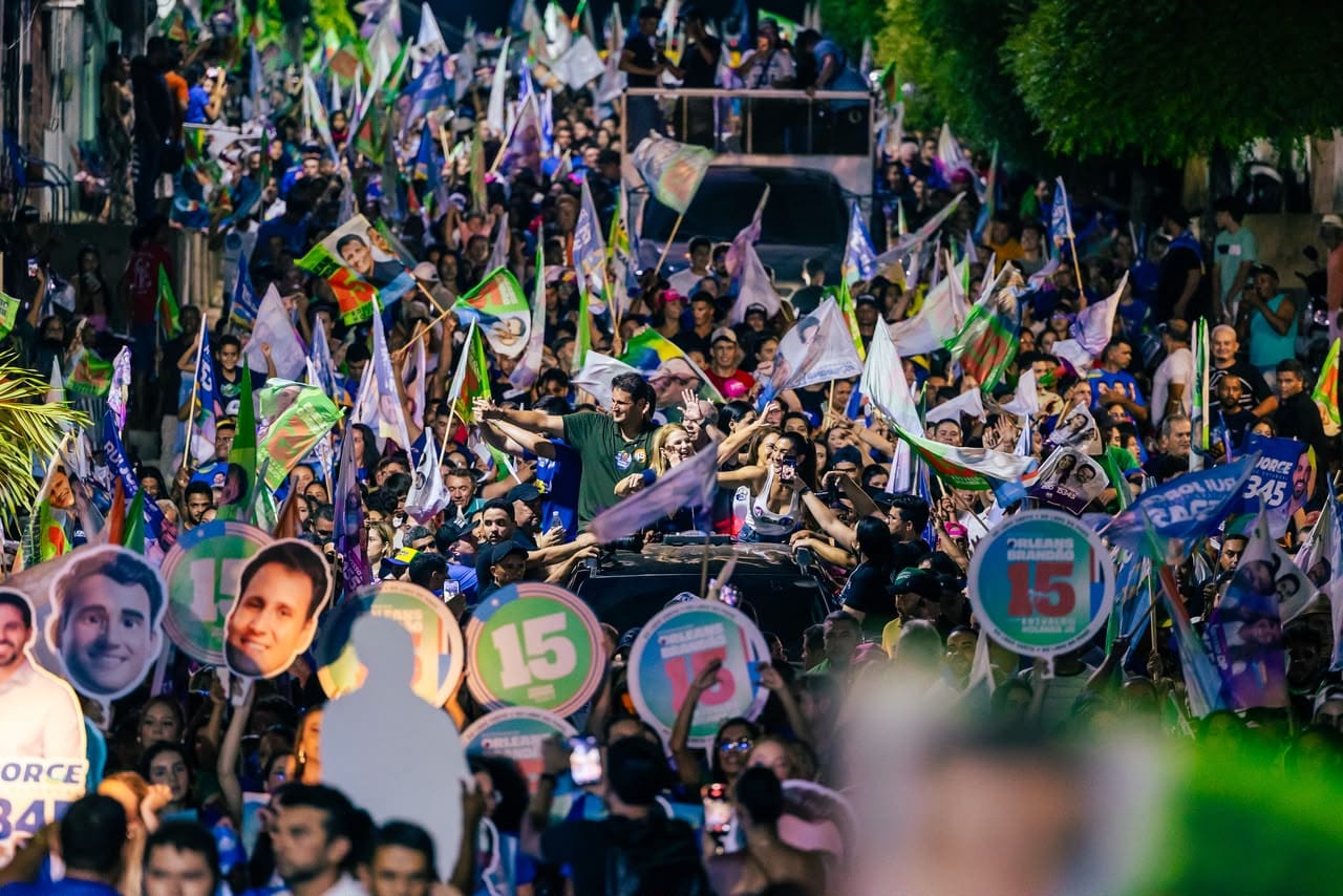 Em noite histórica, Orleans Brandão reúne multidão, lideranças políticas e faz Lago da Pedra viver uma grande noite política