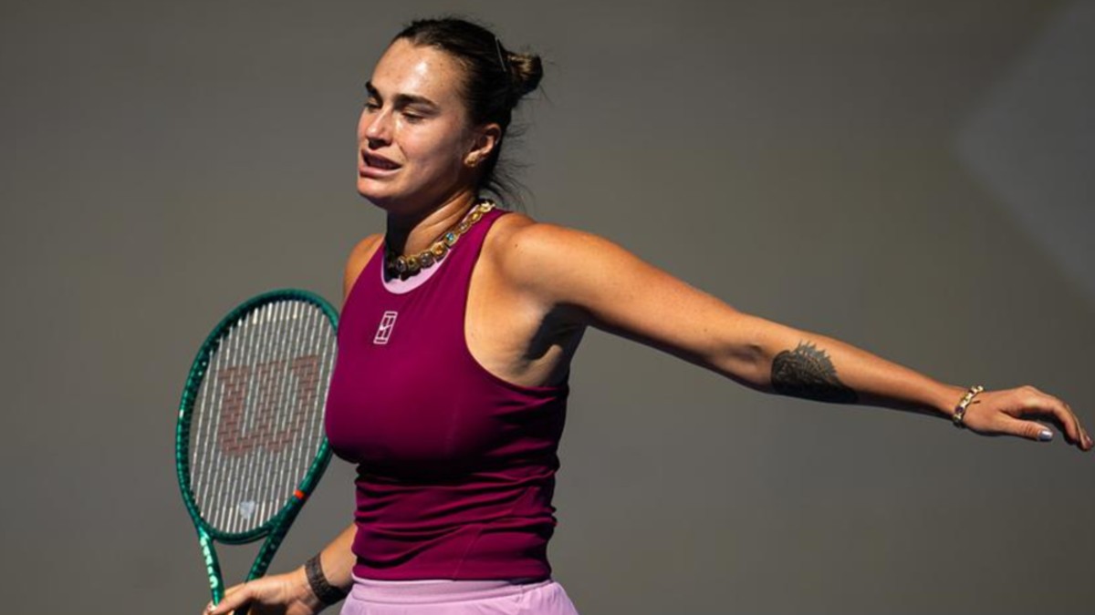 Sabalenka é anulada por jovem talento em Pequim e perde chance de encostar em Rybakina