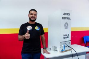 Quinzinho do Gás conquista votação histórica em Peri Mirim e elege seus dois deputados