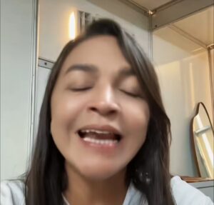 ALOPROU DE VEZ! Senadora não eleita Eliziane Gama espalha fake news sobre o Pix