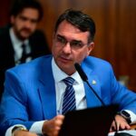 Grupo de Flávio Bolsonaro tenta esvaziar debate sobre fim da 6×1, mas sessão está mantida