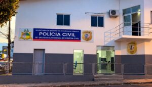 Adolescente de 13 anos é atacado com oito facadas por vizinho no bairro Santa Rita