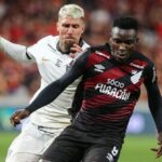 Athletico vai do céu ao inferno e toma castigo do Atlético-MG em jogo de roteiro maluco