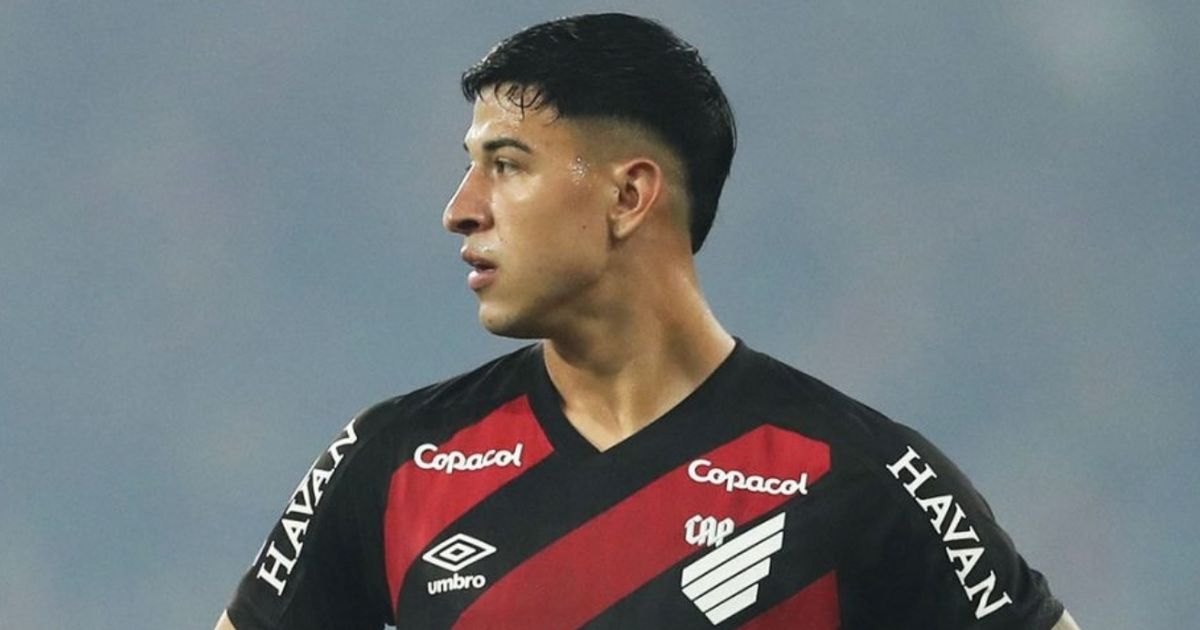 Esquivel se declara ao Athletico e comenta rumores de saída para o futebol europeu