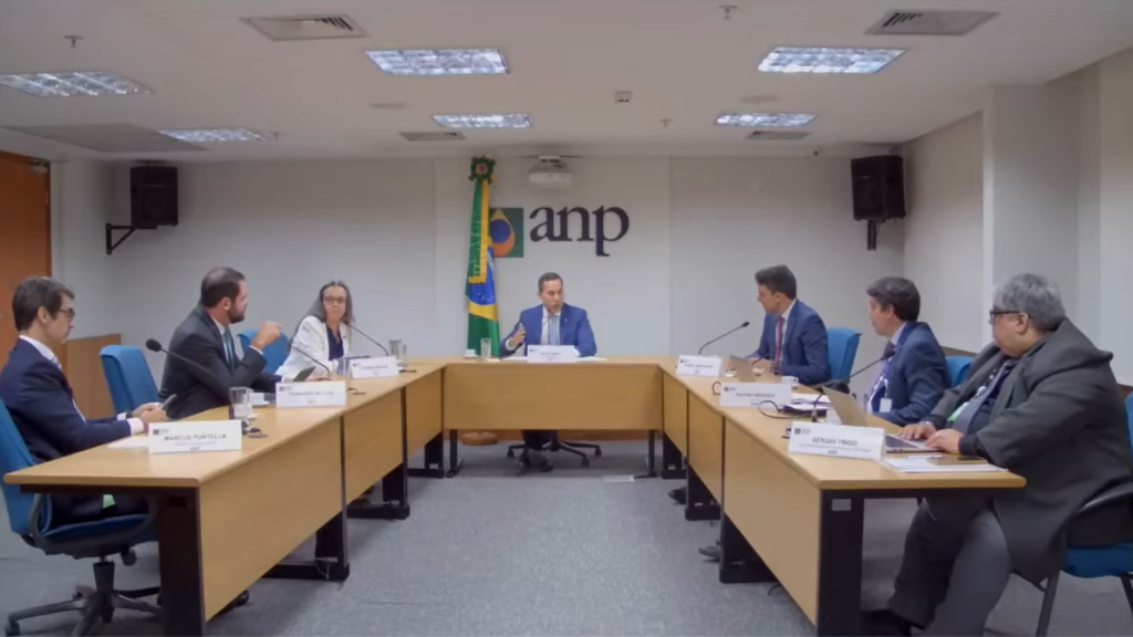 Relator propõe mudar gatilhos de segurança da ANP que levam a interdição de plataformas de petróleo