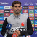 Santiago Sosa concedeu entrevista para a VascoTV; vídeo