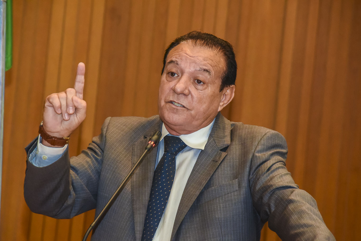 Com paralisia facial diagnosticada, Cutrim recebe alta e terá que fazer fisioterapia em casa