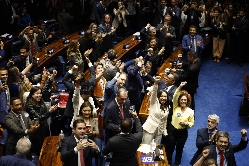 O nome que ganha força para o STF após aprovação do fim da 6×1