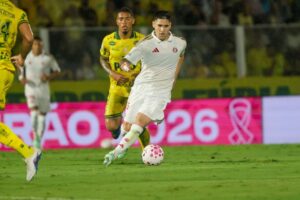 Mirassol vence Internacional e complica situação da equipe gaúcha no Brasileirão