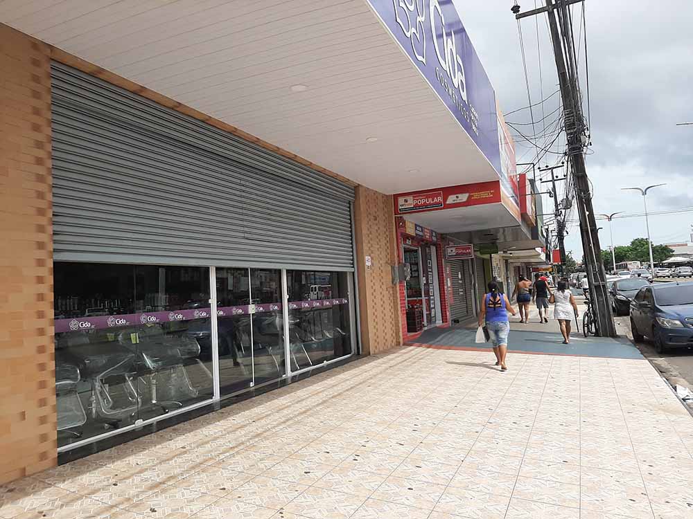 Feriado desta segunda-feira afeta apenas o setor comercial
