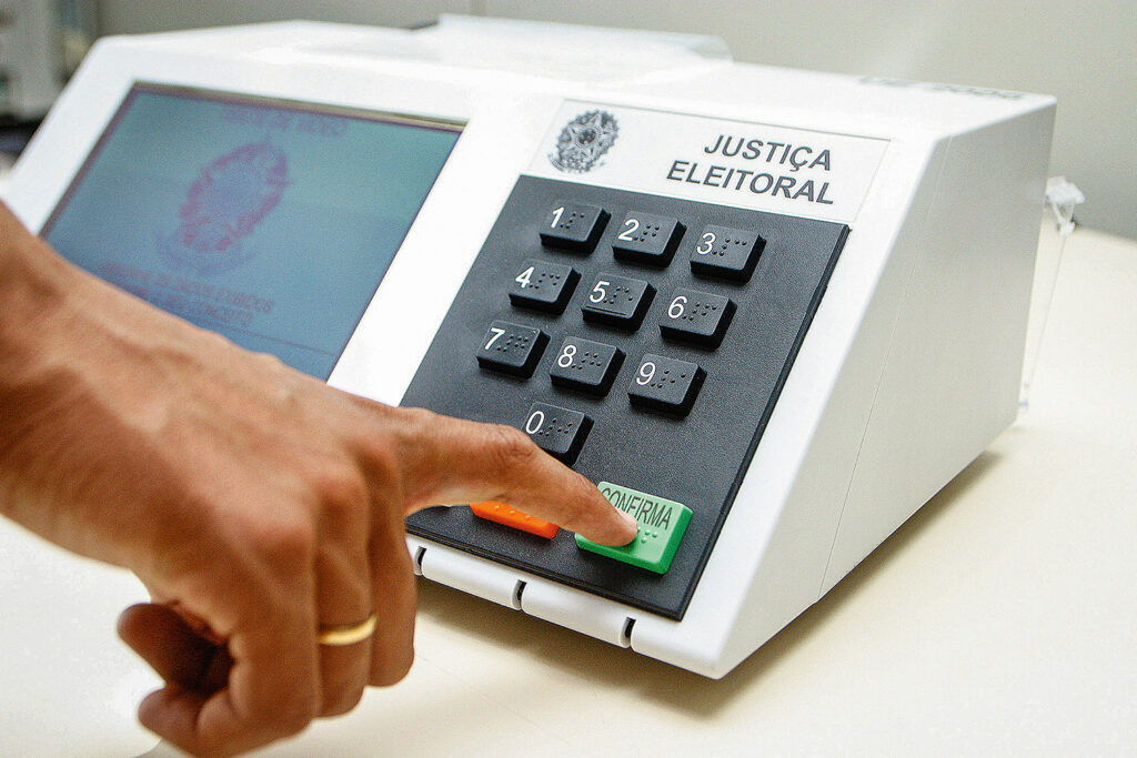Falta no 1º turno não impede voto no segundo turno