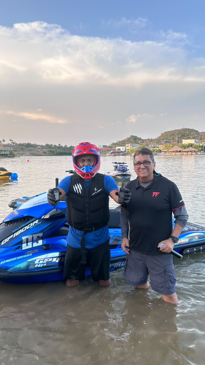 Jet ski: piloto bate recorde de 160 km/h no Maranhão